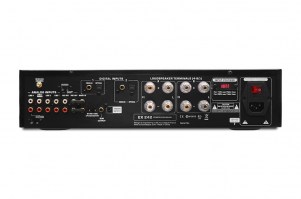 EX242-B-Rear-1000x1000web